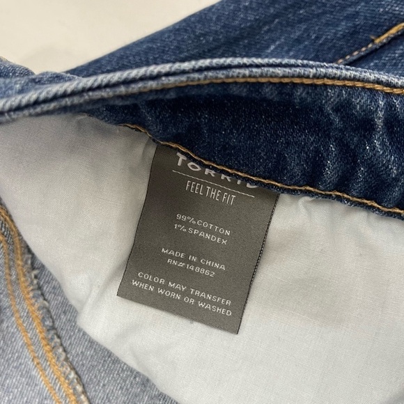 Torrid High Rise Straight Distressed Medium Wash Jeans Size 20 - Picture 7 of 8